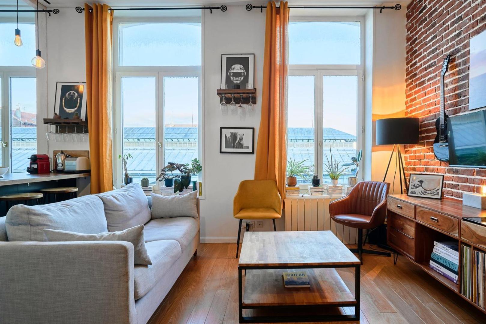 1 Bedroom Apartment Near Metro, Shops & Schools Lilla Esterno foto