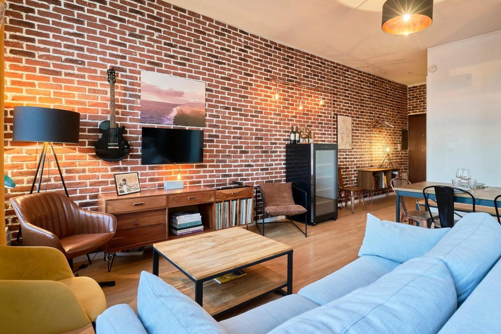 1 Bedroom Apartment Near Metro, Shops & Schools Lilla Esterno foto